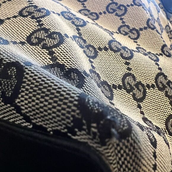 Gucci Beige and Black Patterned Tote - Picture 16 of 16
